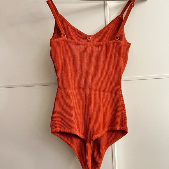 Orange Ribbed bodysuit - Picture 3 of 4